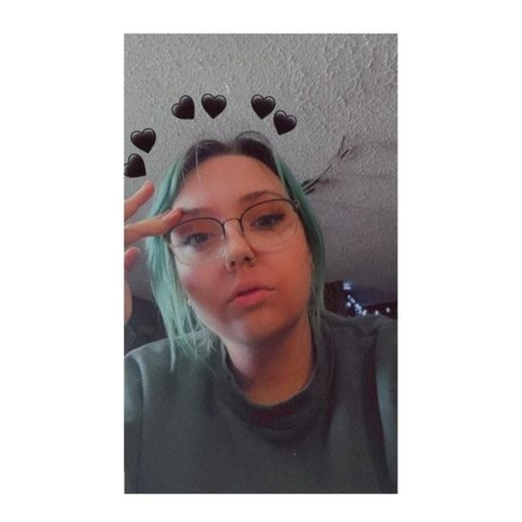 Meet your Posher, Marielle - Picture 1 of 1